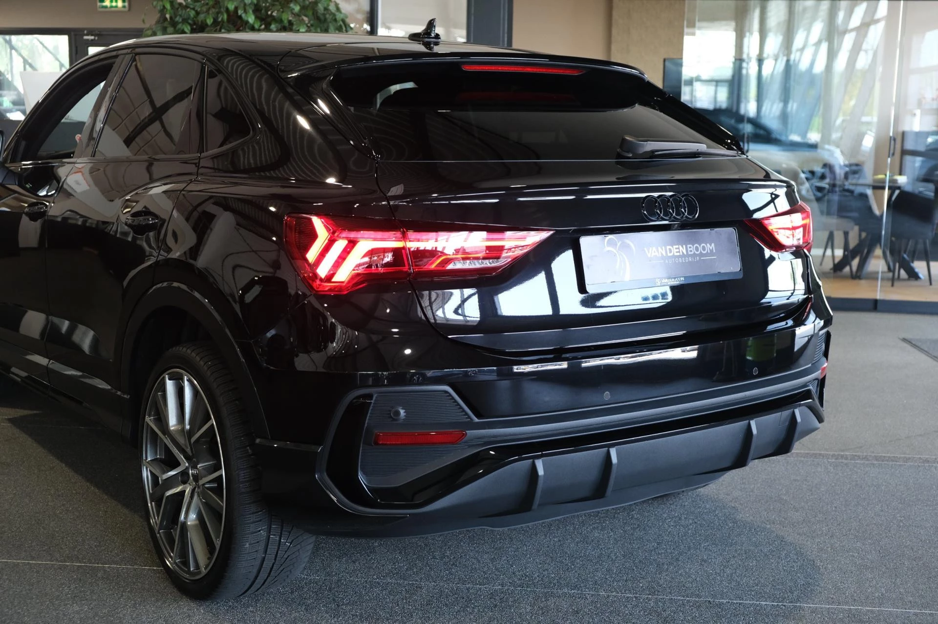 Hoofdafbeelding Audi Q3