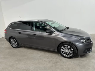Peugeot 308 Allure, 130 PK, Automaat, camera, PDC, 4 seizoenen banden