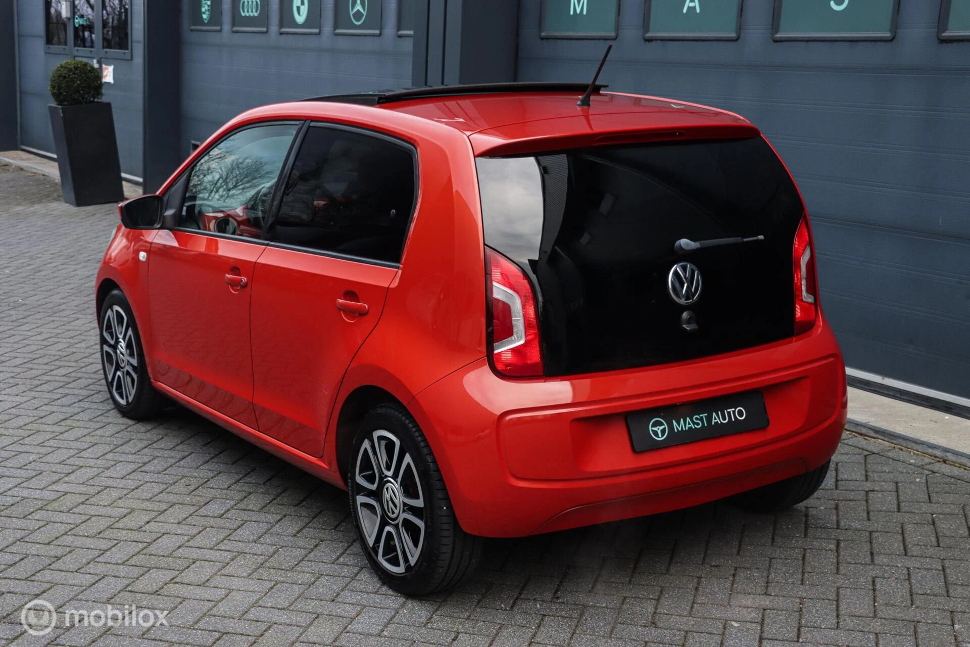 Hoofdafbeelding Volkswagen up!