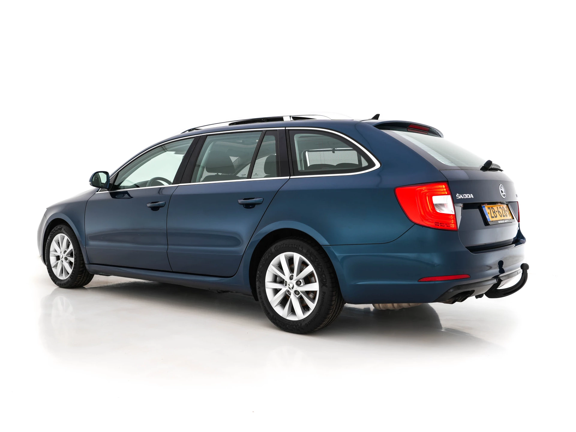 Hoofdafbeelding Škoda Superb