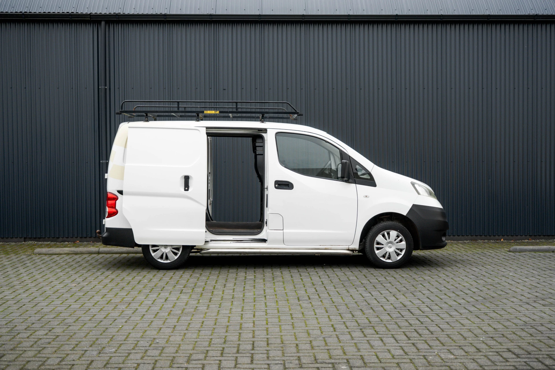 Hoofdafbeelding Nissan NV200