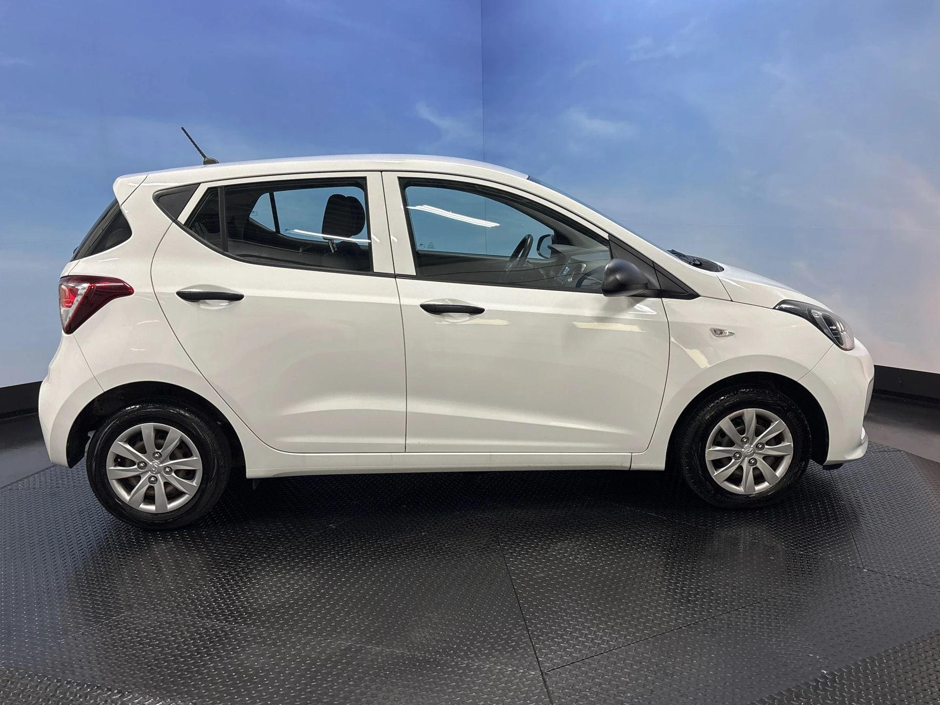 Hoofdafbeelding Hyundai i10