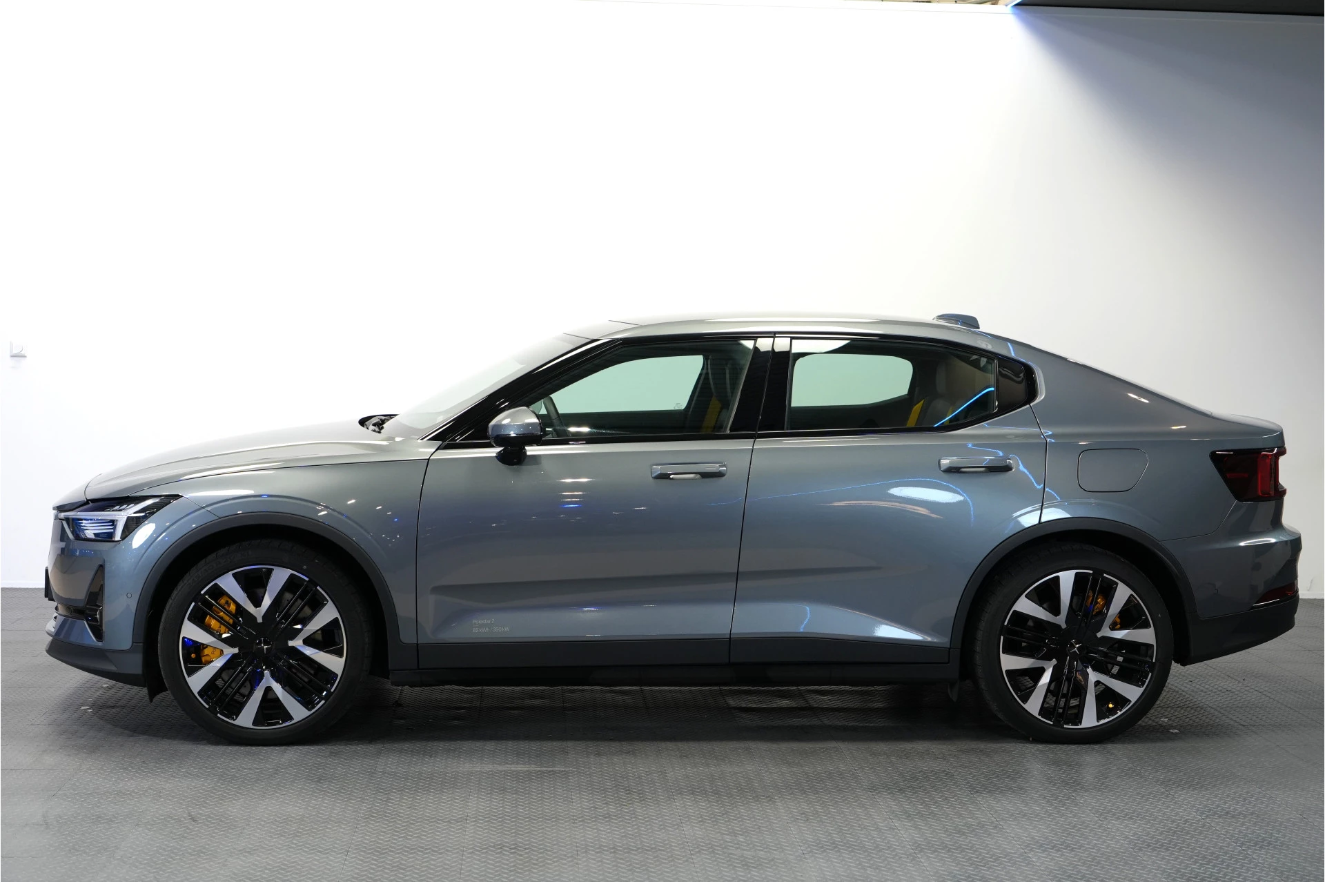 Hoofdafbeelding Polestar 2