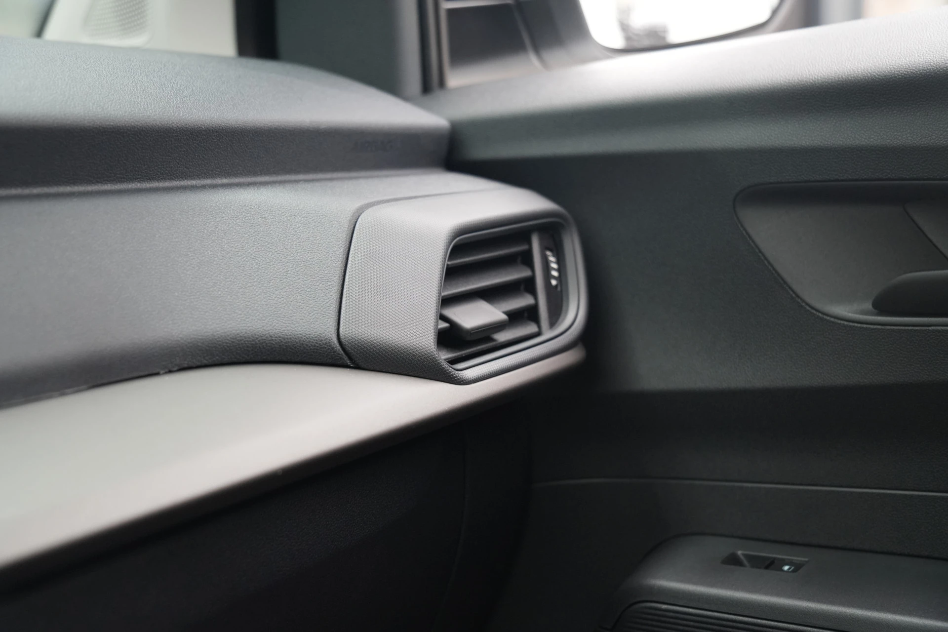 Hoofdafbeelding Ford E-Transit Courier