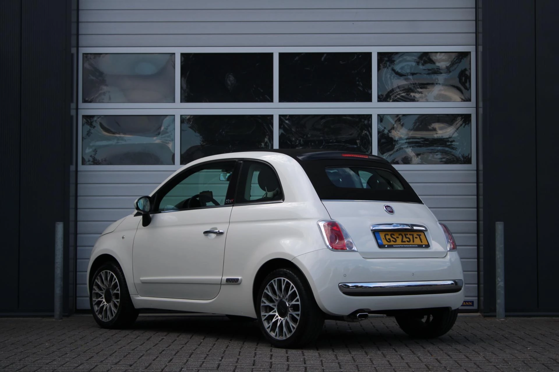 Hoofdafbeelding Fiat 500C