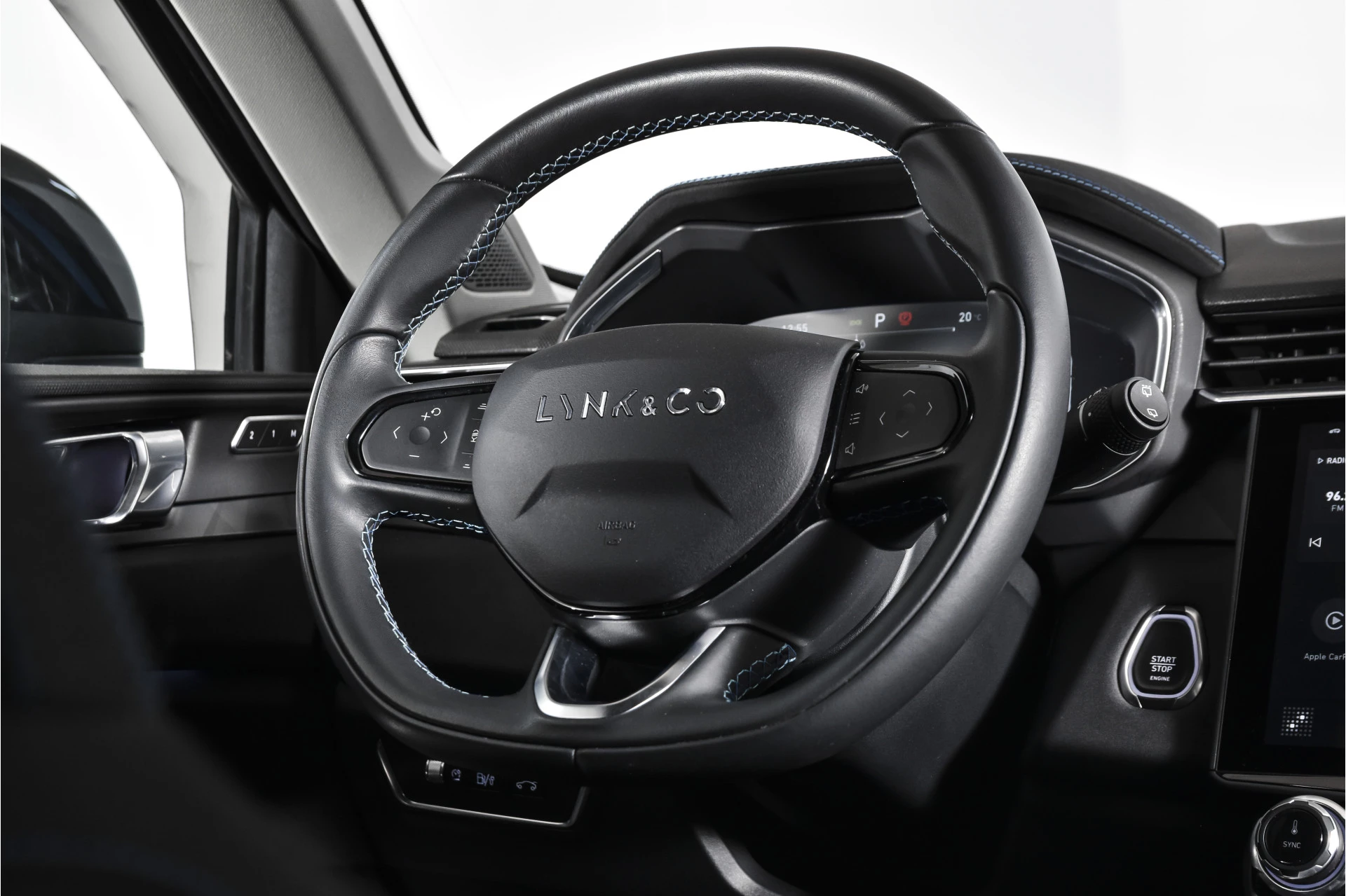 Hoofdafbeelding Lynk & Co 01