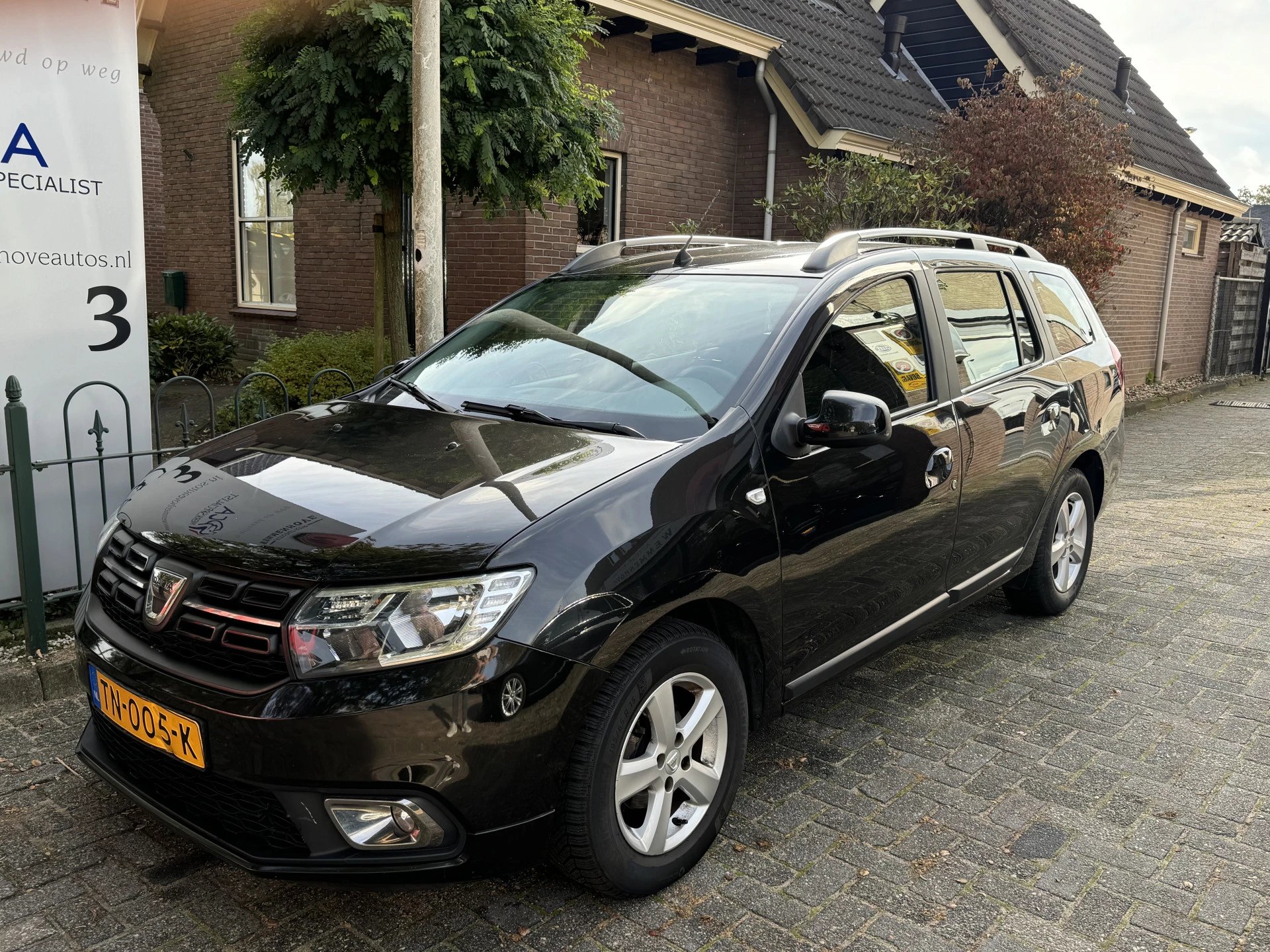 Hoofdafbeelding Dacia Logan