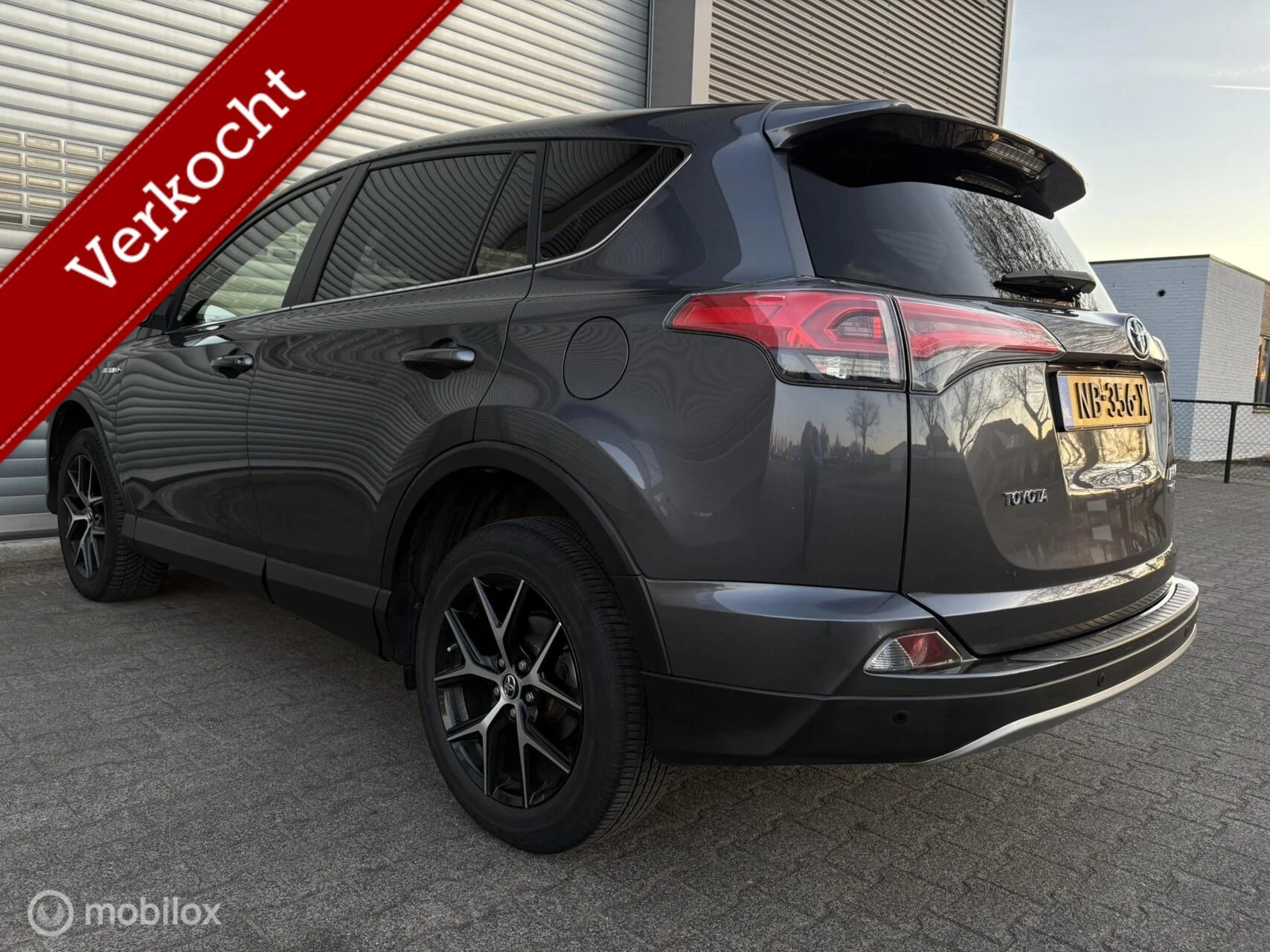 Hoofdafbeelding Toyota RAV4