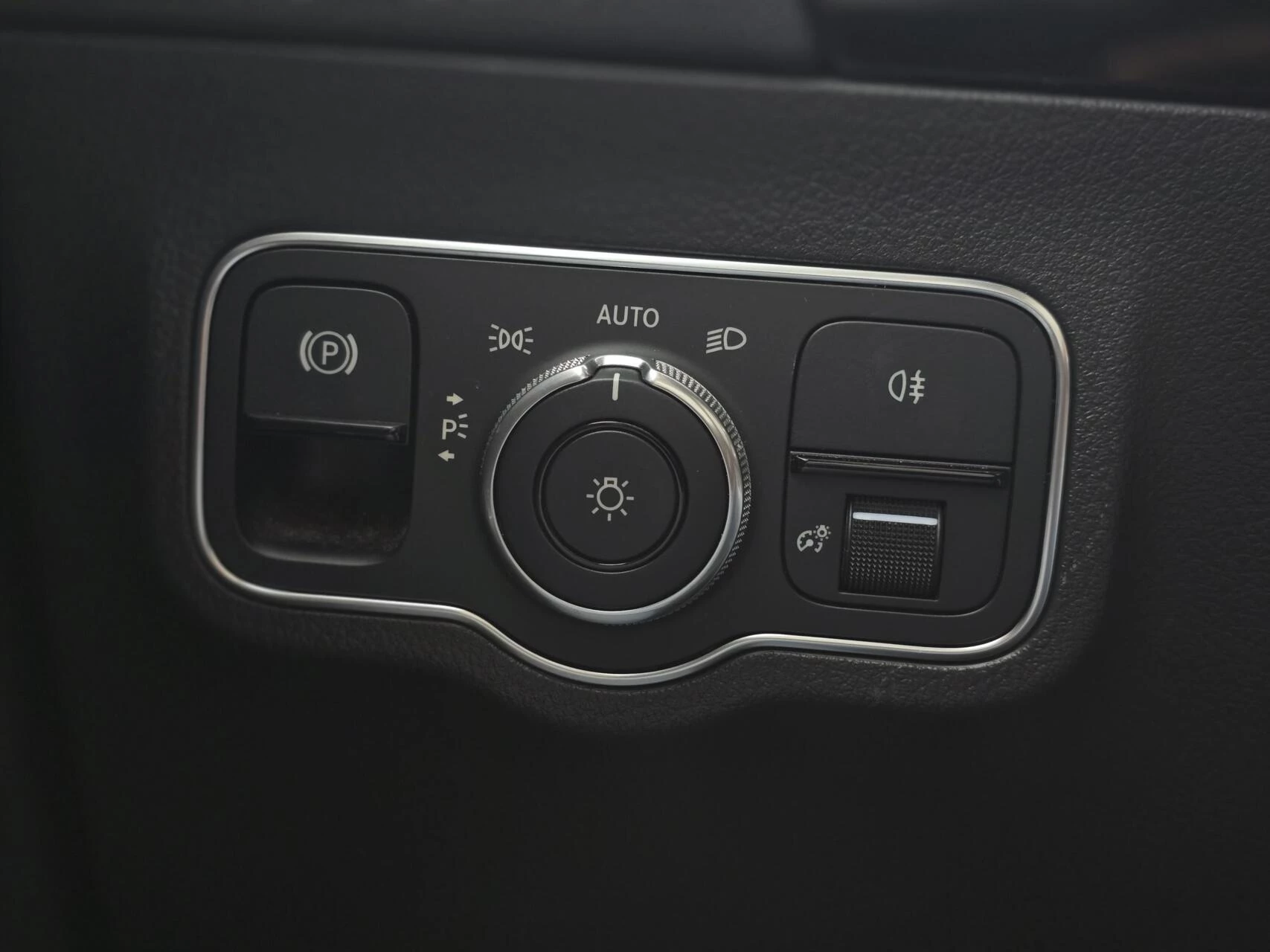 Hoofdafbeelding Mercedes-Benz EQA