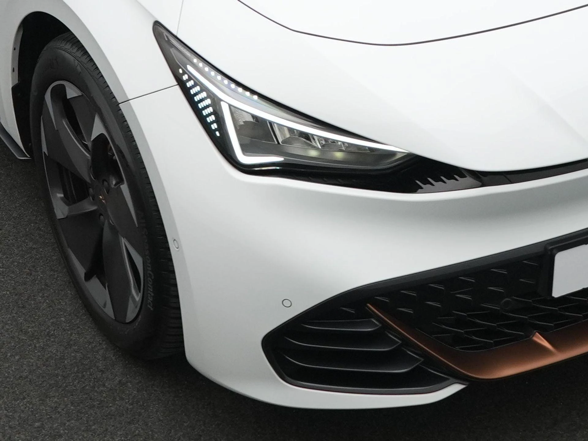 Hoofdafbeelding CUPRA Born