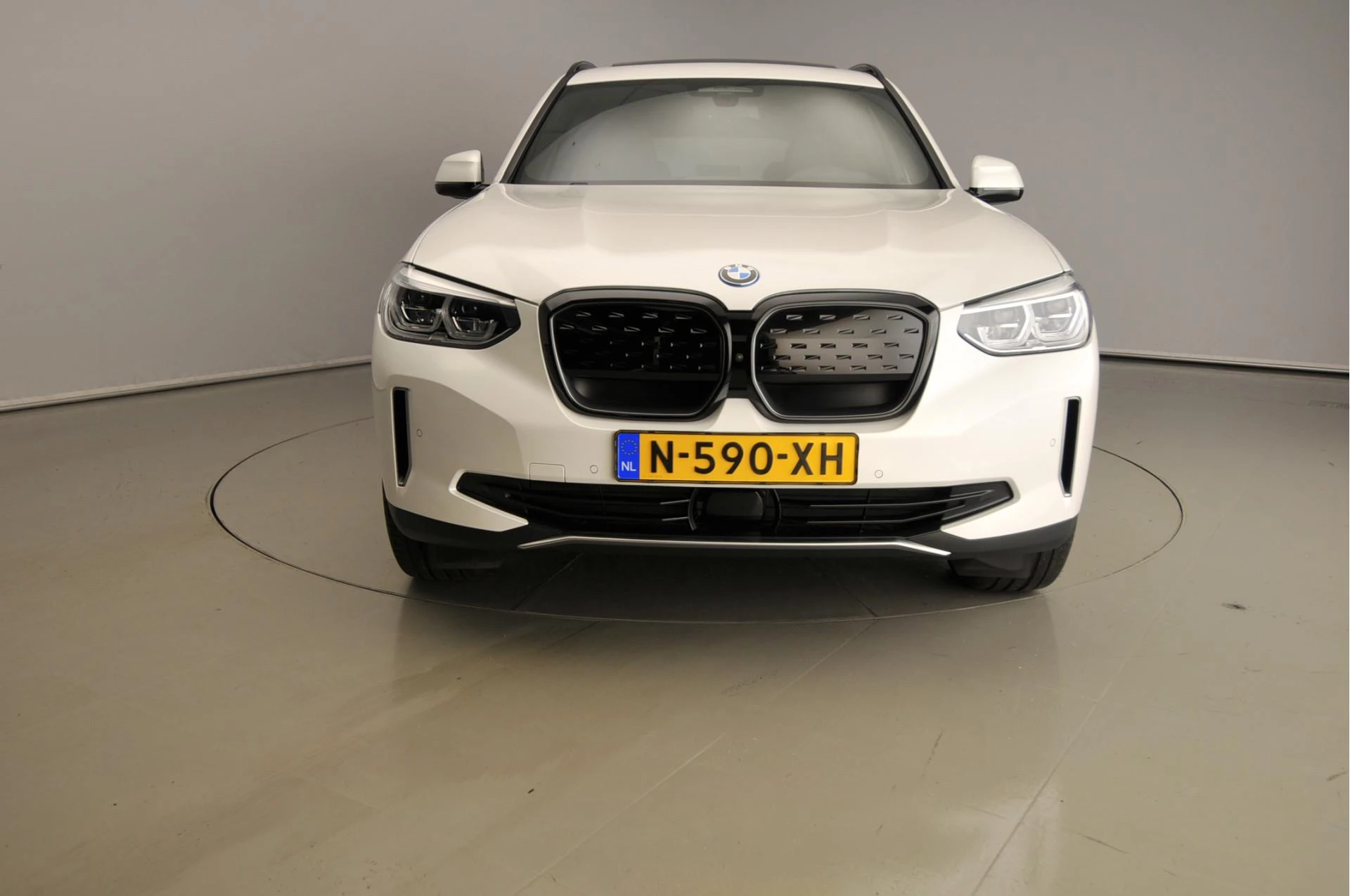 Hoofdafbeelding BMW iX3