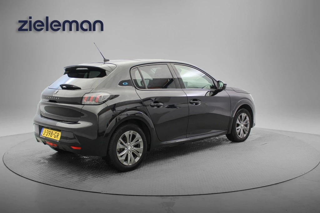 Hoofdafbeelding Peugeot e-208