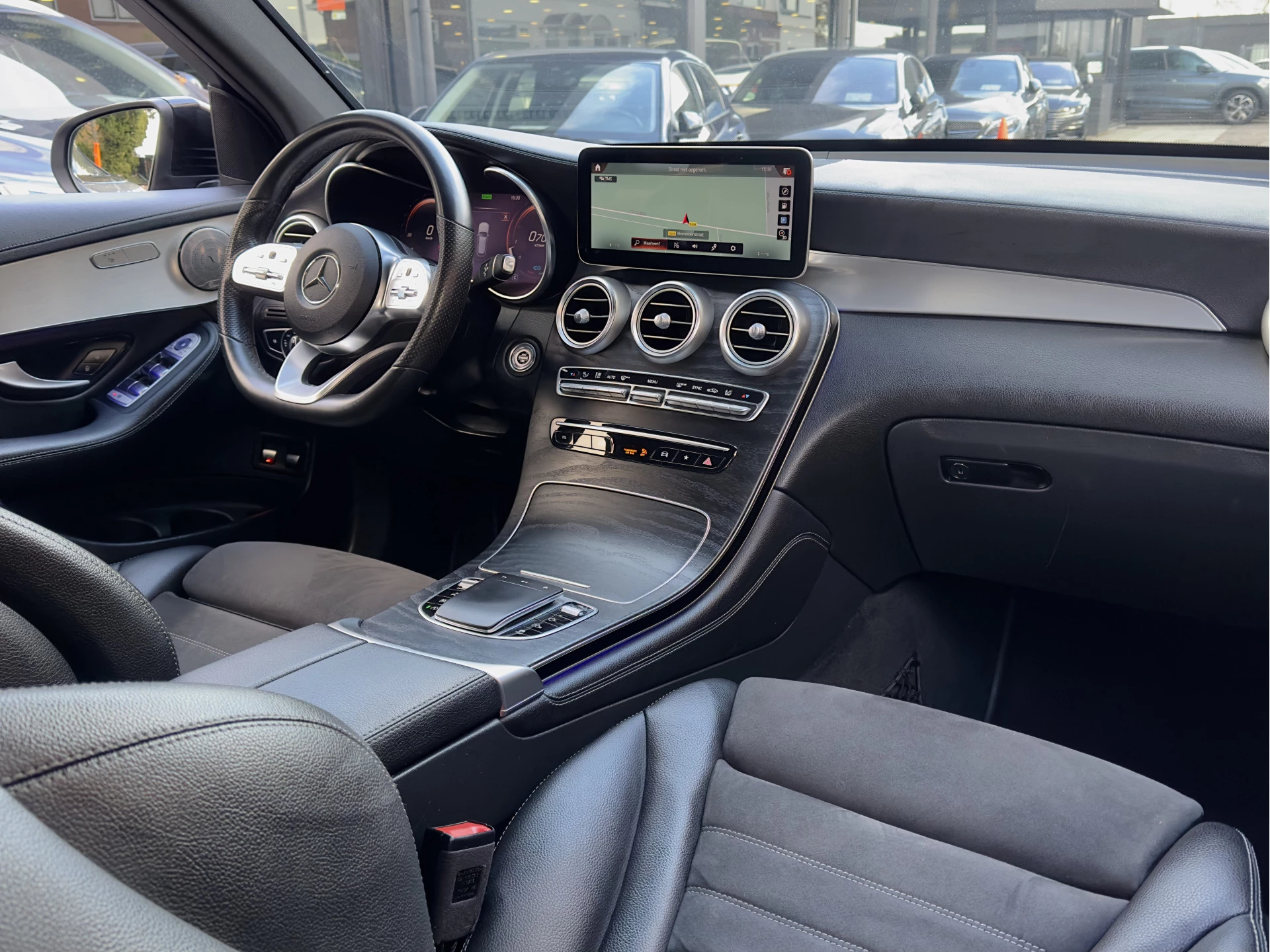 Hoofdafbeelding Mercedes-Benz GLC