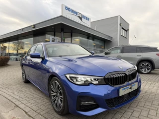 BMW 3 Serie 330i M Sport Adapt. Cruise | 360-Camera | HiFi | Stoelverw. | Sfeerverlichting