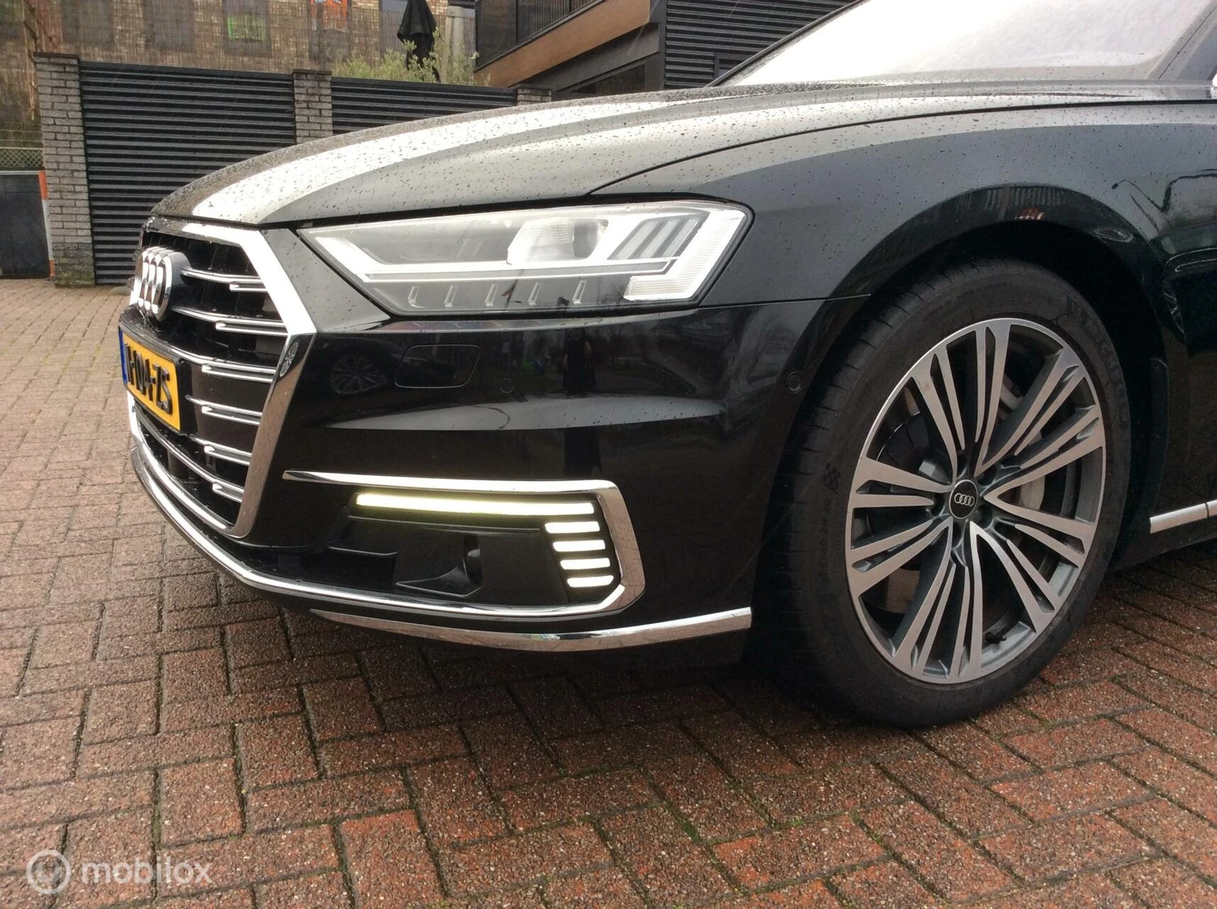 Hoofdafbeelding Audi A8