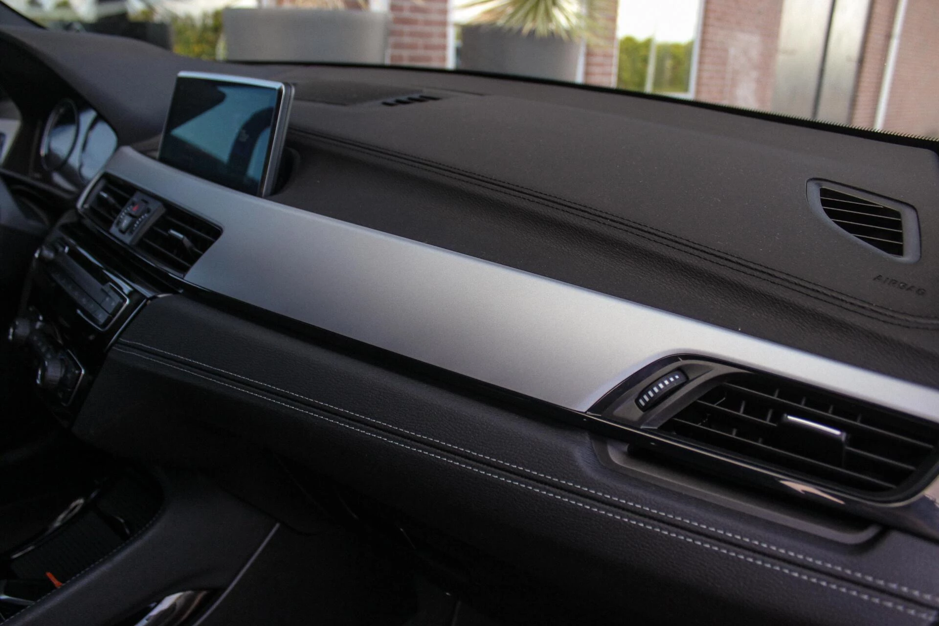 Hoofdafbeelding BMW X2