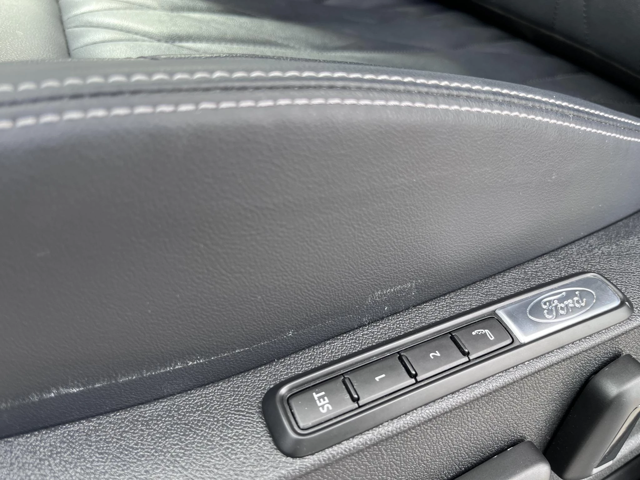 Hoofdafbeelding Ford Explorer