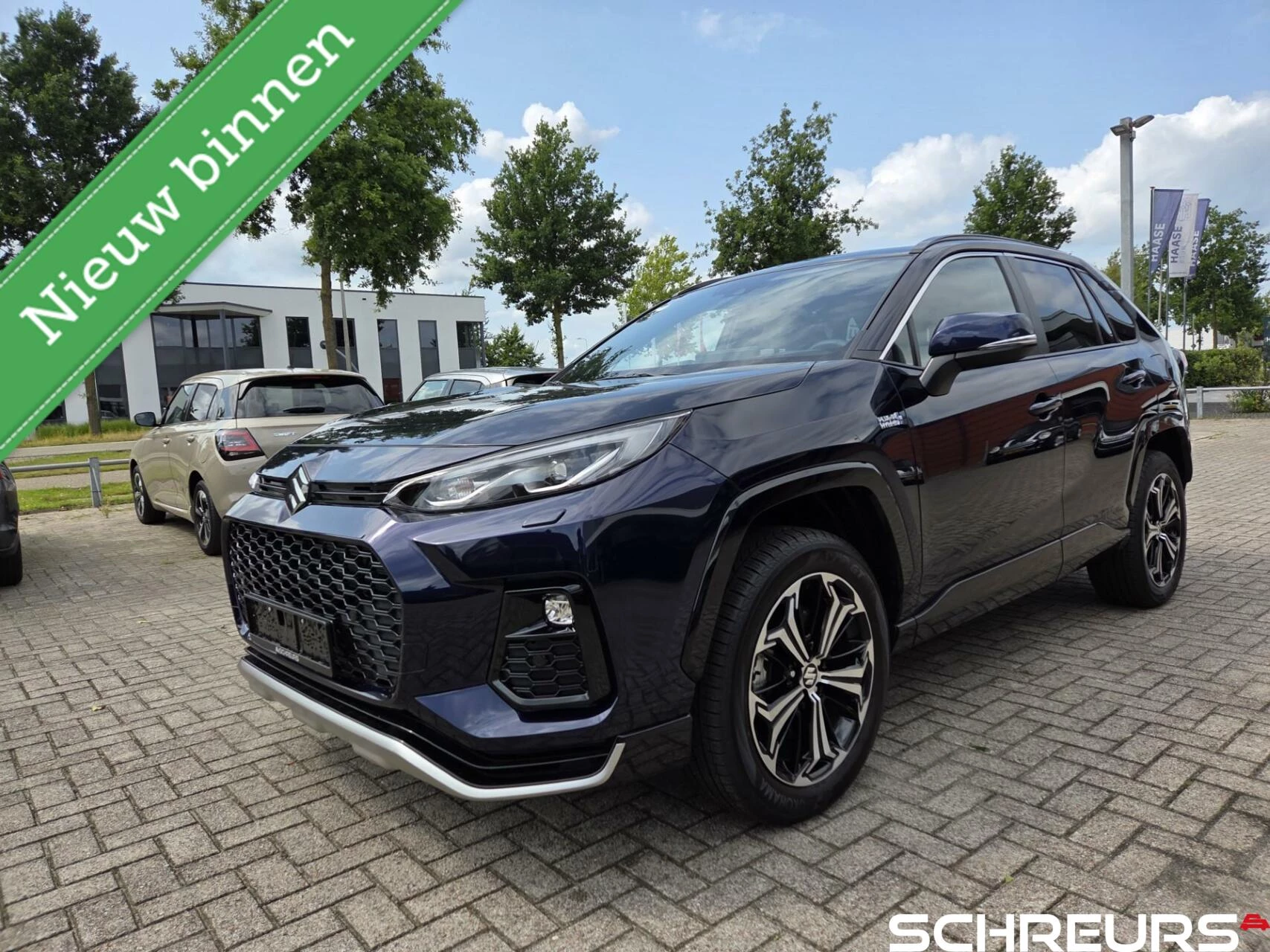 Hoofdafbeelding Suzuki Across