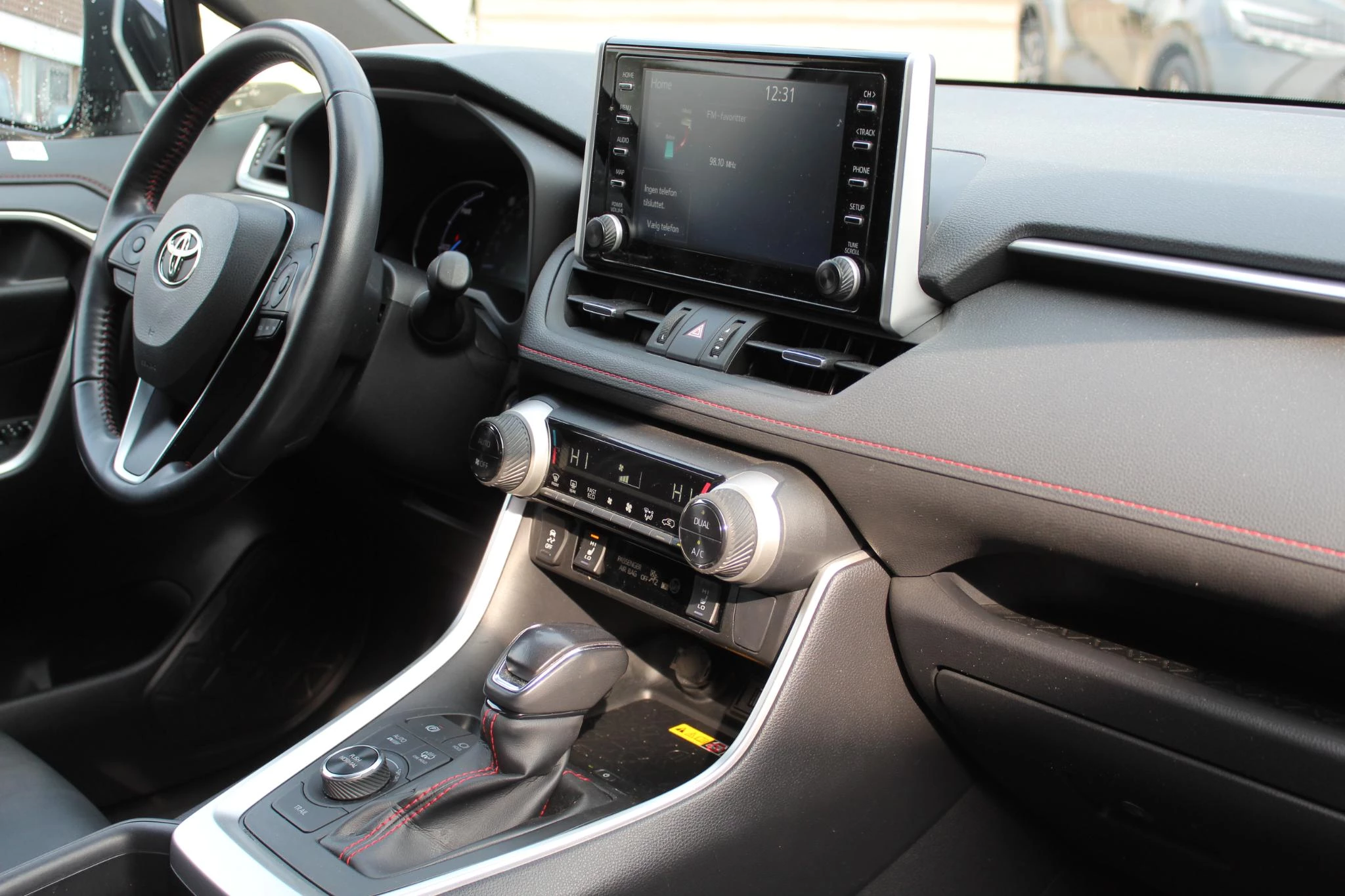 Hoofdafbeelding Toyota RAV4