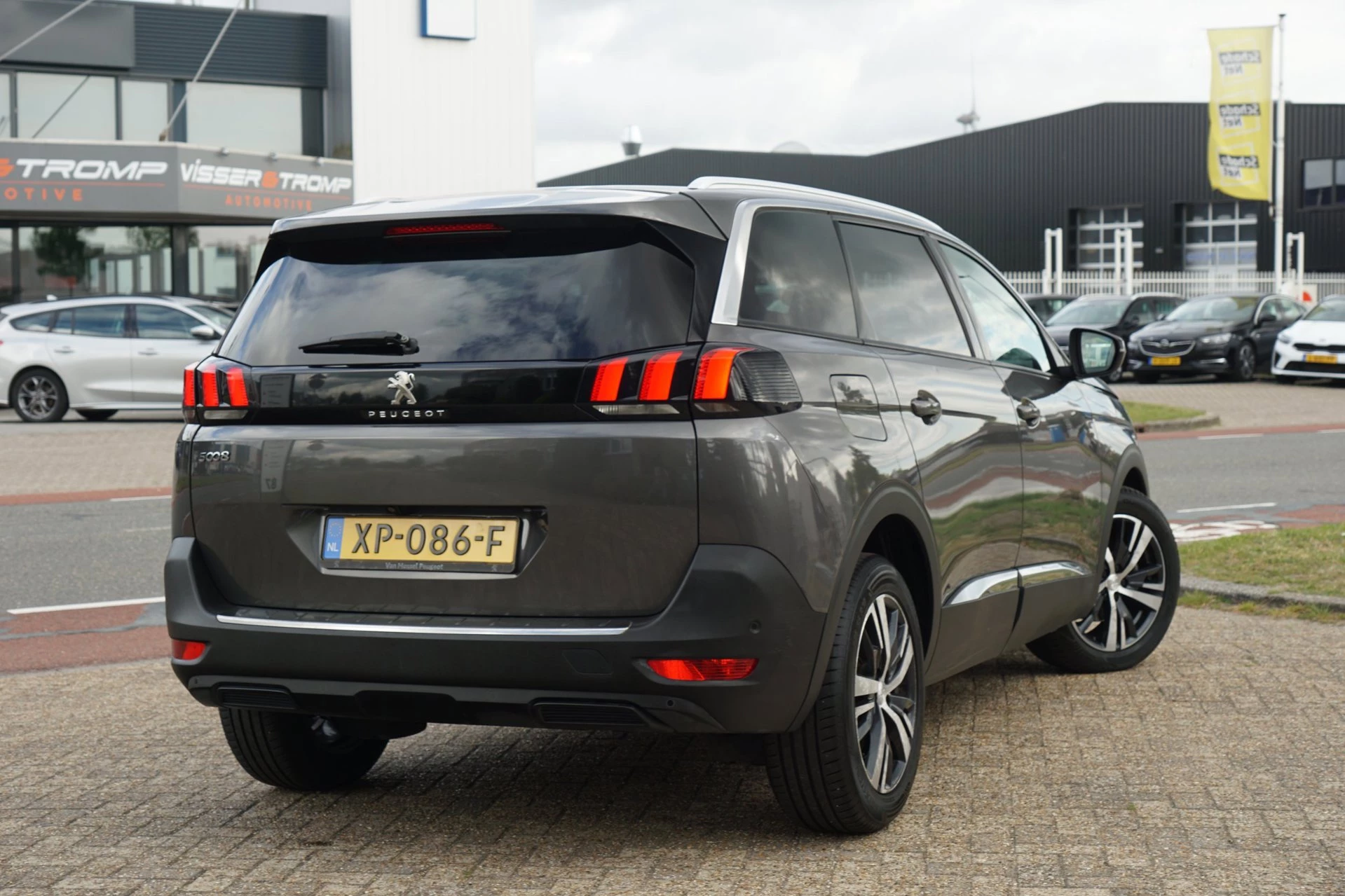 Hoofdafbeelding Peugeot 5008