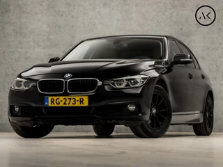 BMW 3 Serie 318i High Executive Sport Automaat (GROOT NAVI, CLIMATE, DIGITAL COCKPIT, STOELVERWARMING, LEDEREN SPORTSTOELEN, GETINT GLAS, PARKEERSENSOREN, CRUISE, NIEUWE APK, NIEUWSTAAT)