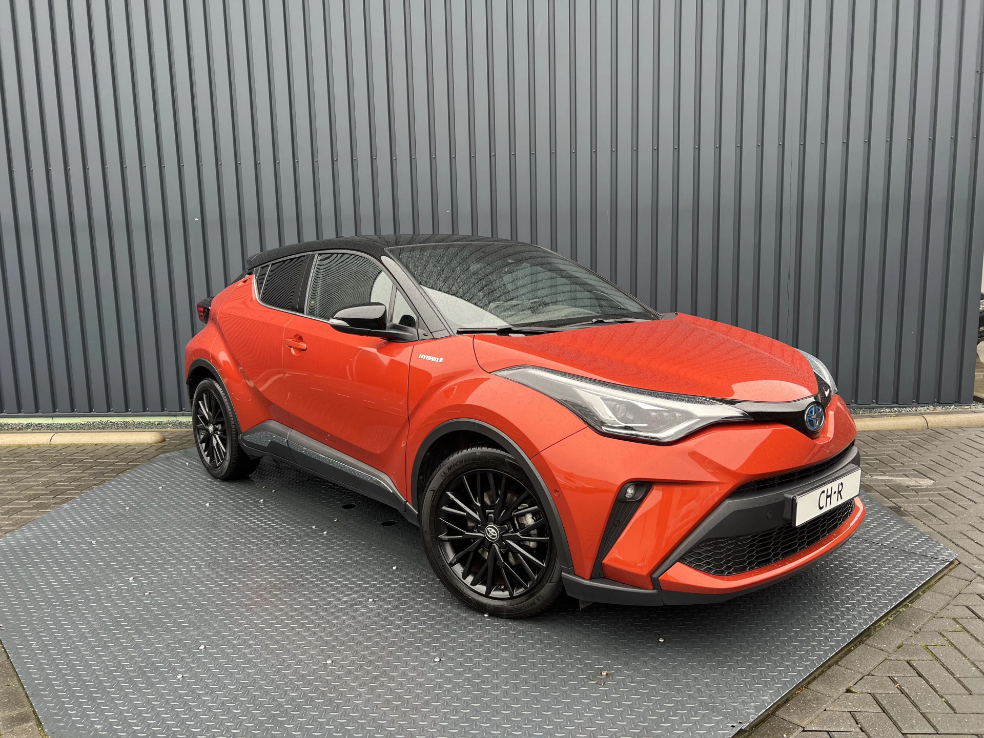 Hoofdafbeelding Toyota C-HR