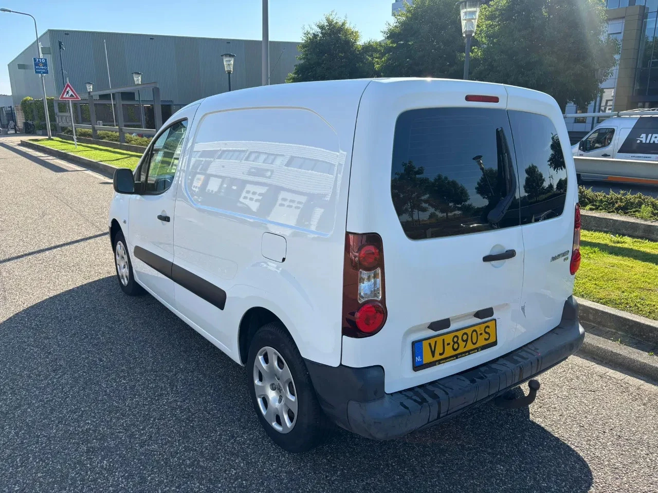 Hoofdafbeelding Peugeot Partner
