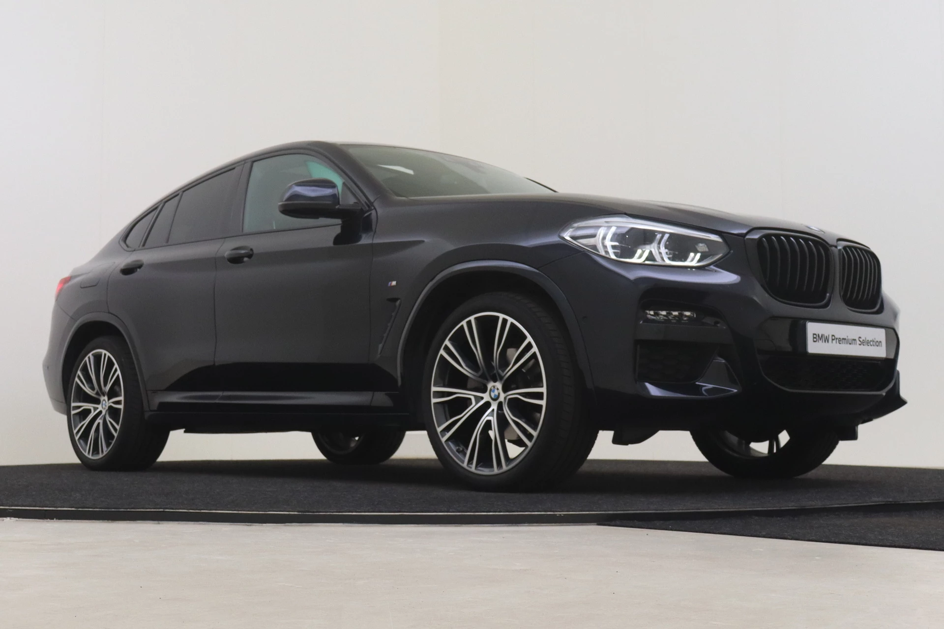 Hoofdafbeelding BMW X4