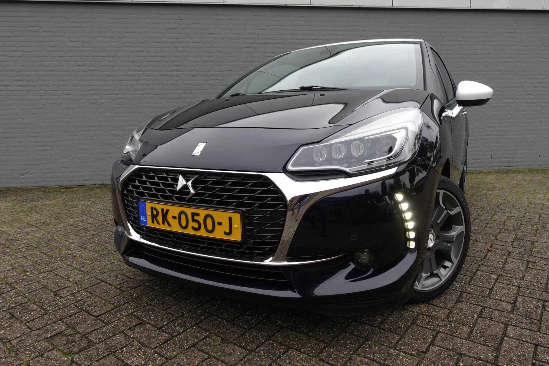 Hoofdafbeelding DS DS 3