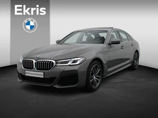 BMW 5 Serie Sedan 530e High Executive | M Sportpakket | Audio Media Pack | Parking Pack | Trekhaak | Schuifdak | Harman Kardon | 18''