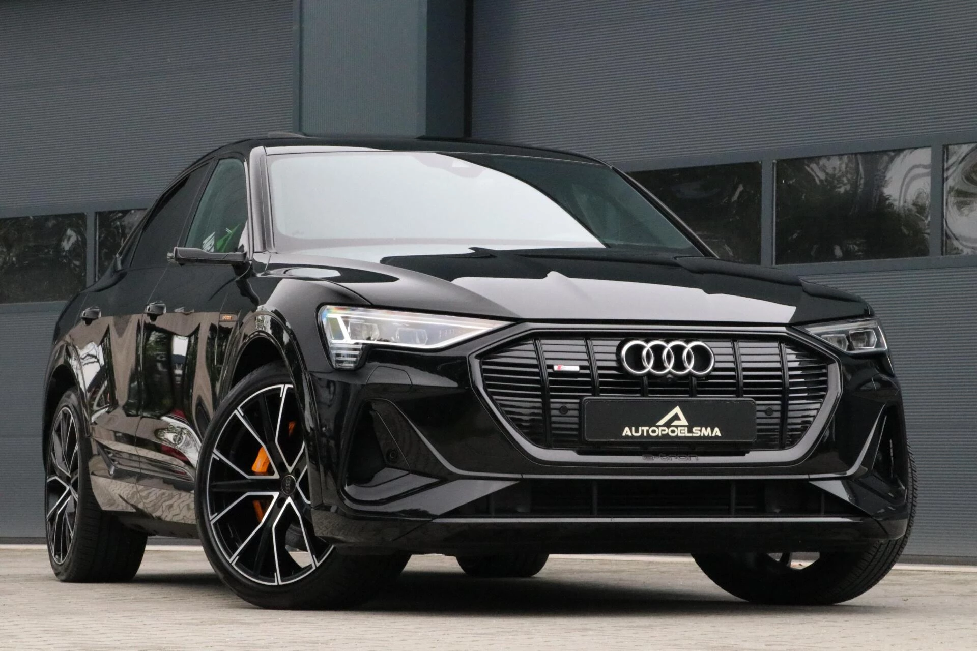 Hoofdafbeelding Audi e-tron
