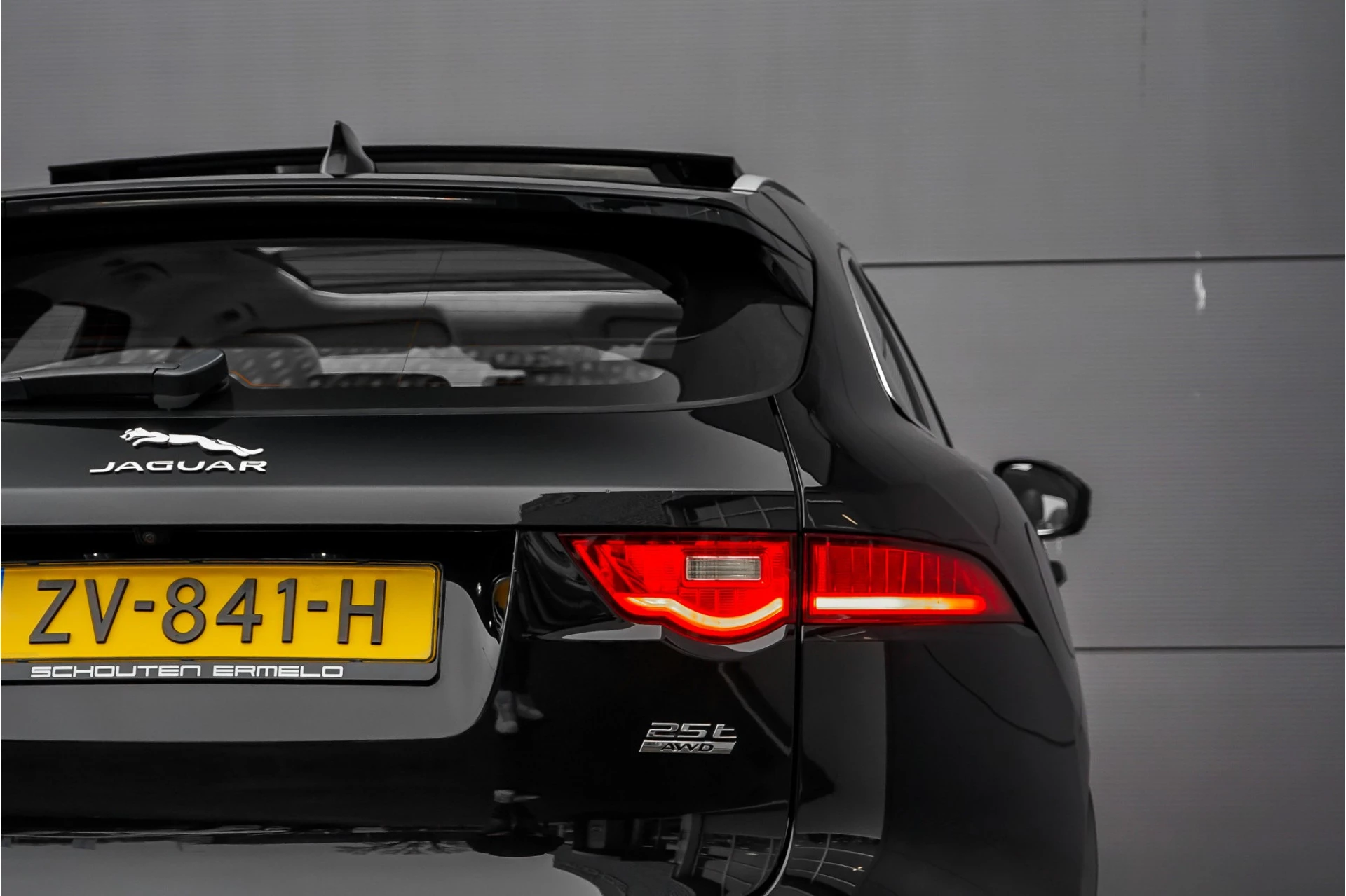 Hoofdafbeelding Jaguar F-PACE