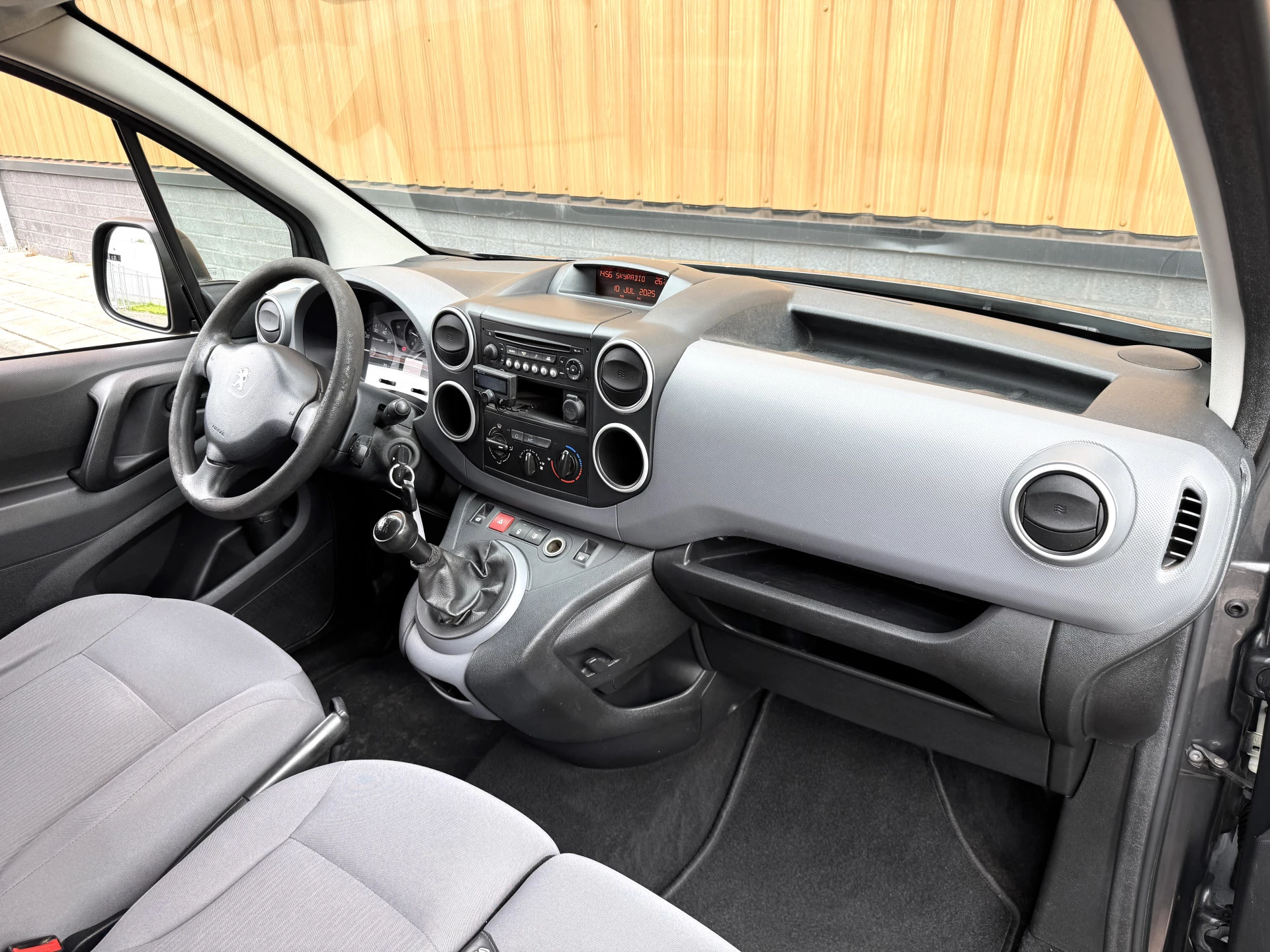 Hoofdafbeelding Peugeot Partner