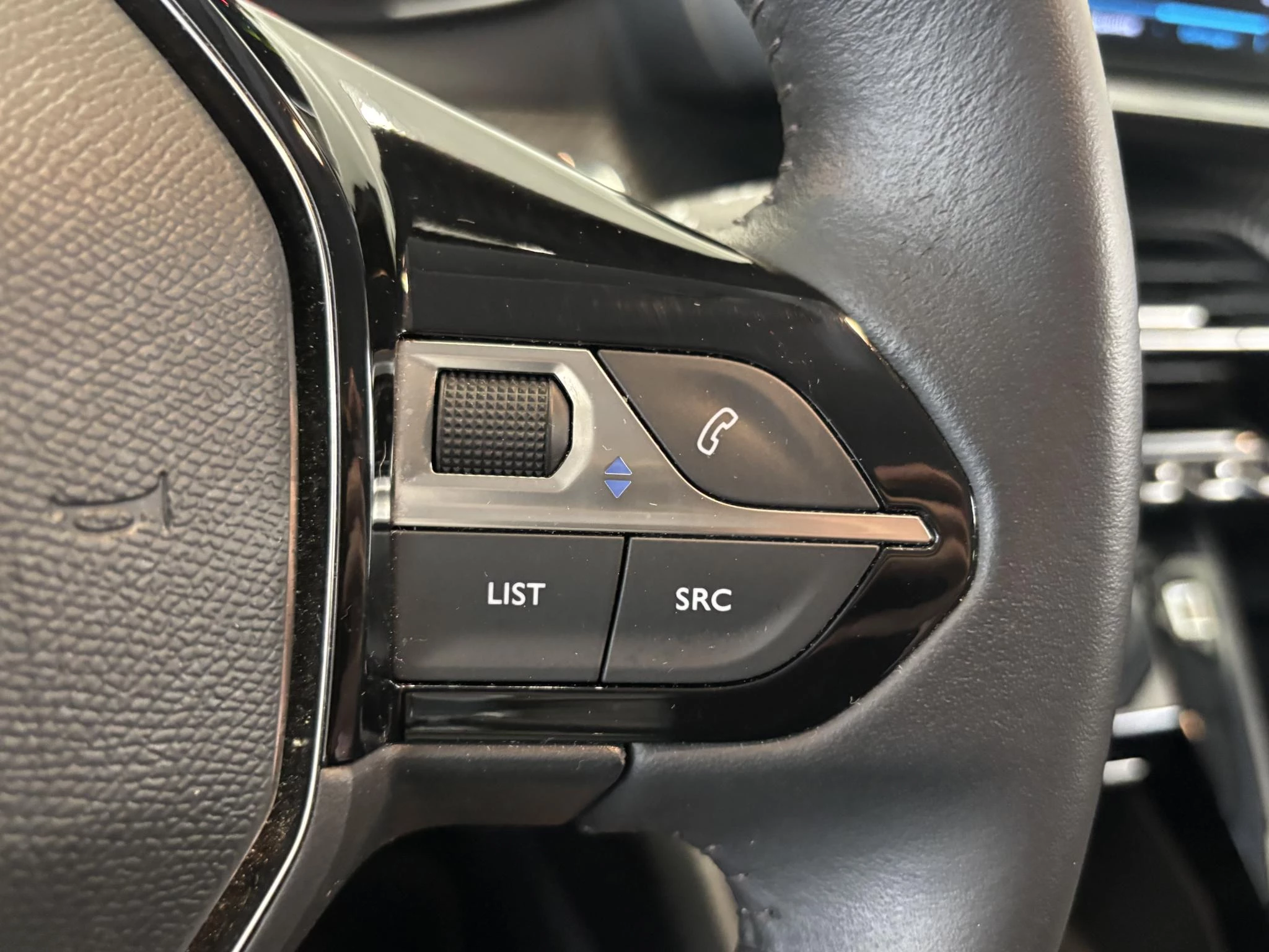 Hoofdafbeelding Peugeot e-208