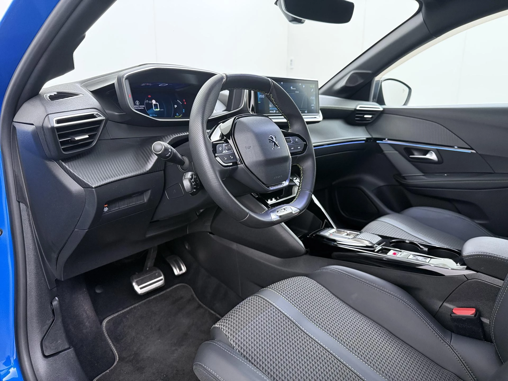 Hoofdafbeelding Peugeot e-208