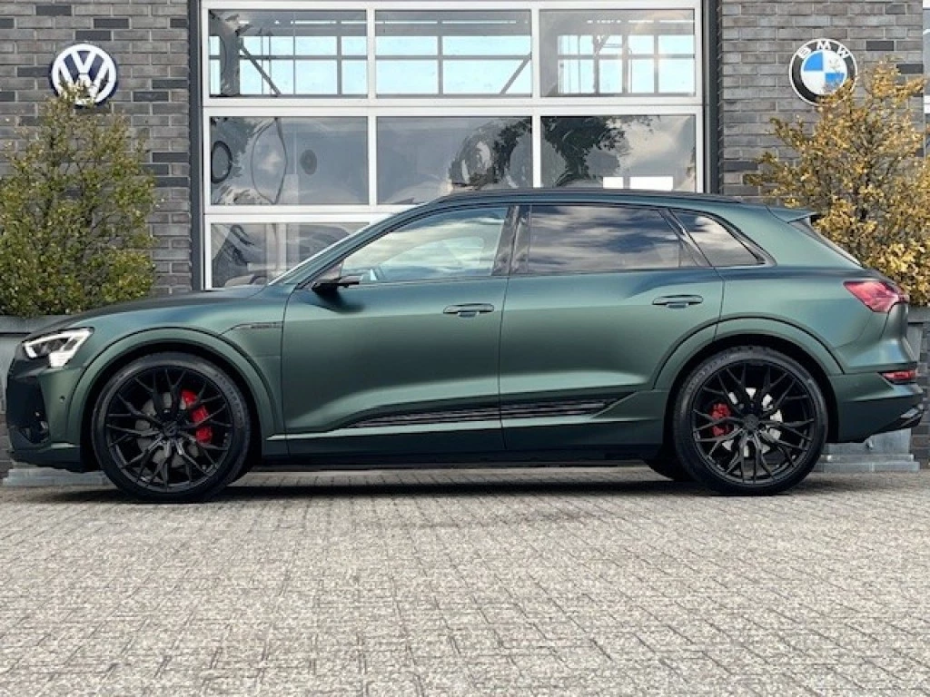 Hoofdafbeelding Audi e-tron