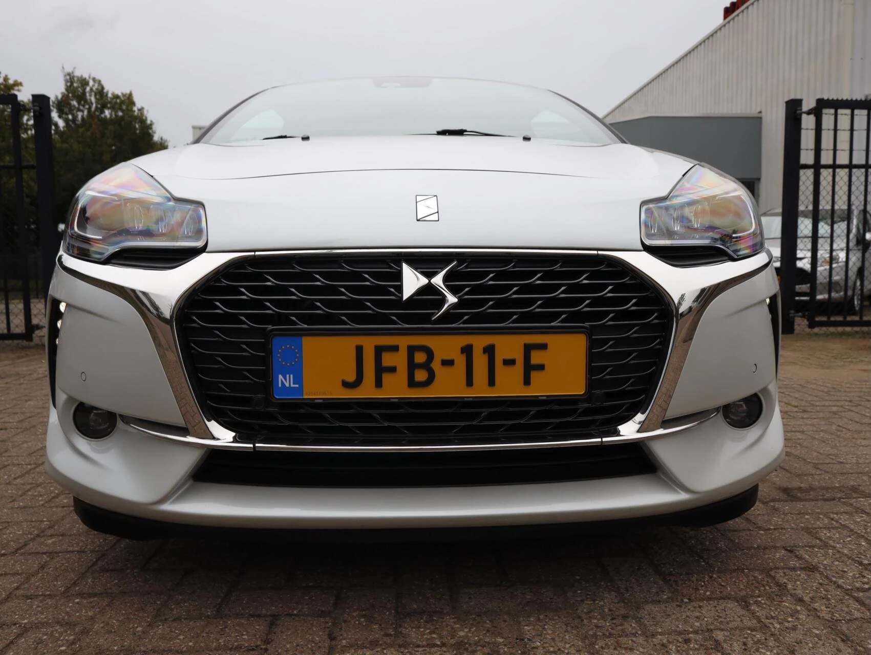 Hoofdafbeelding DS DS 3