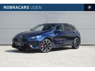 Hoofdafbeelding BMW 1 Serie BMW 1 Serie 120 High Executive M Sport Automaat / Panoramadak / Sportstoelen / Parking Assistant Professional / M Adaptief onderstel / Adaptieve LED / Head-Up / Comfort Access