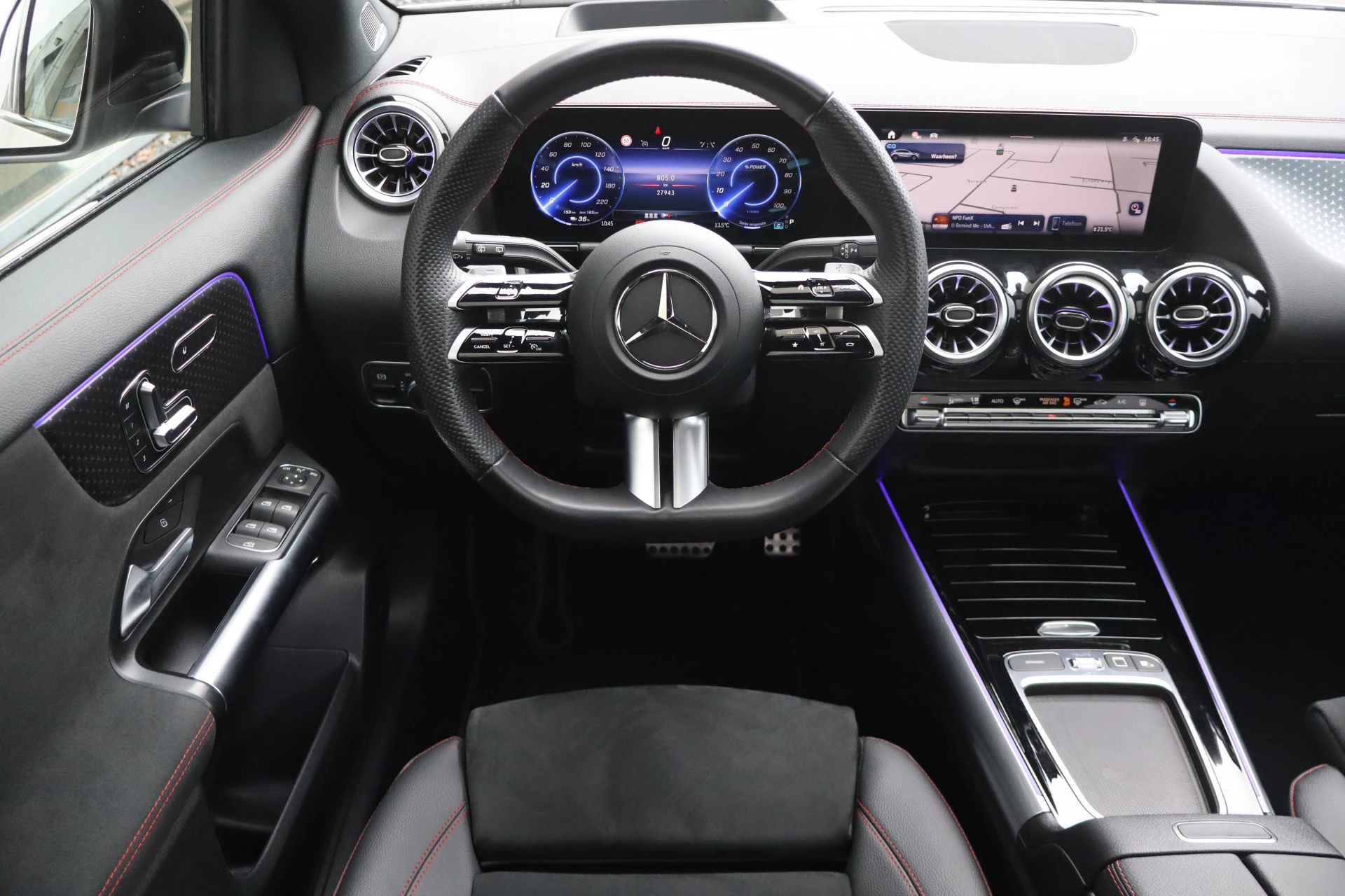 Hoofdafbeelding Mercedes-Benz EQA