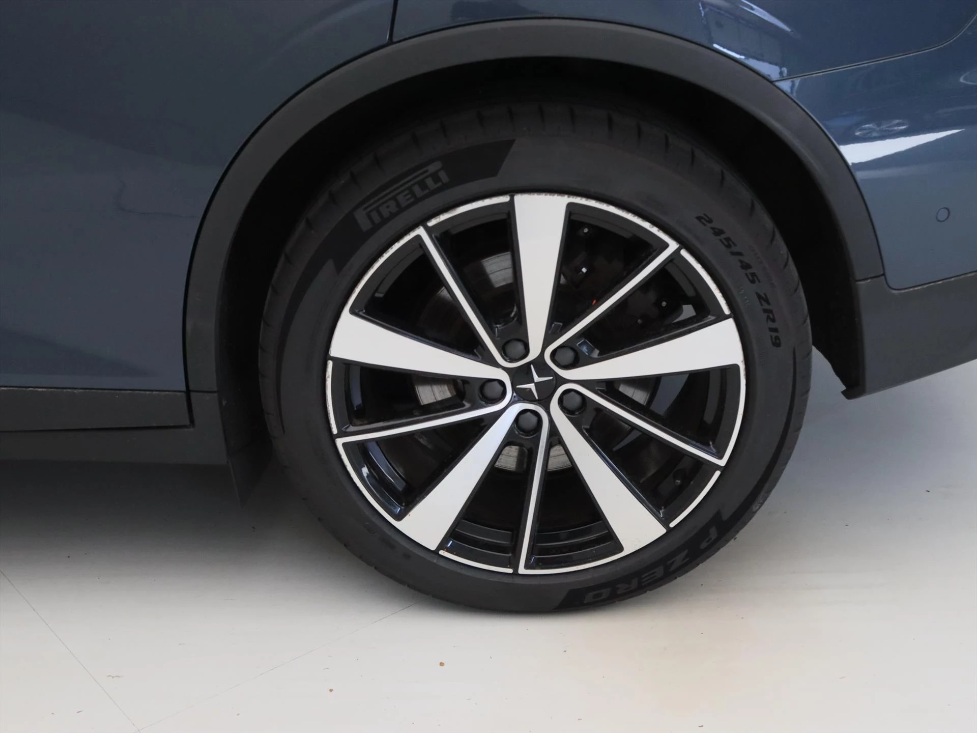 Hoofdafbeelding Polestar 2