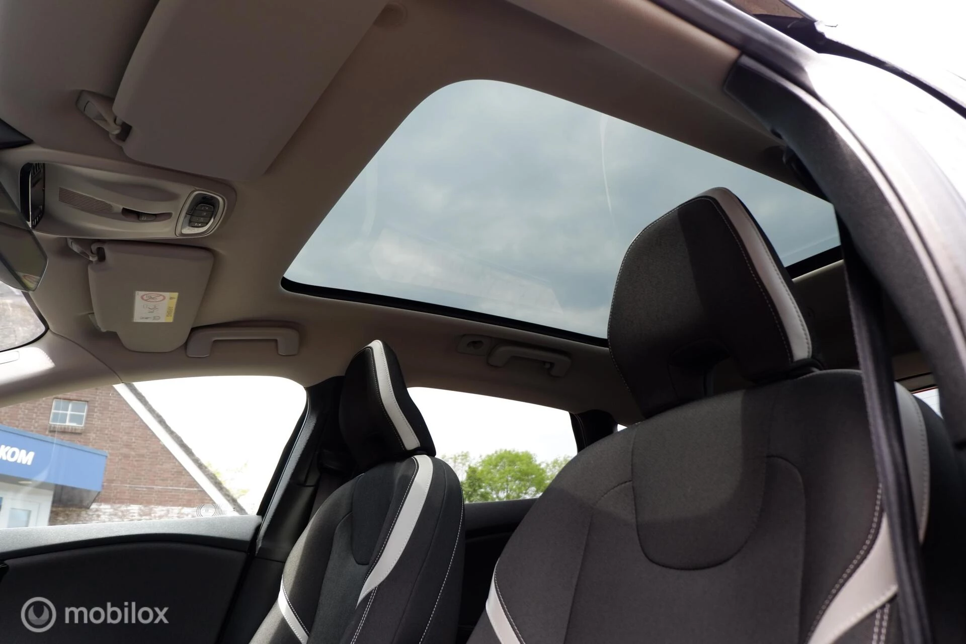 Hoofdafbeelding Volvo V40