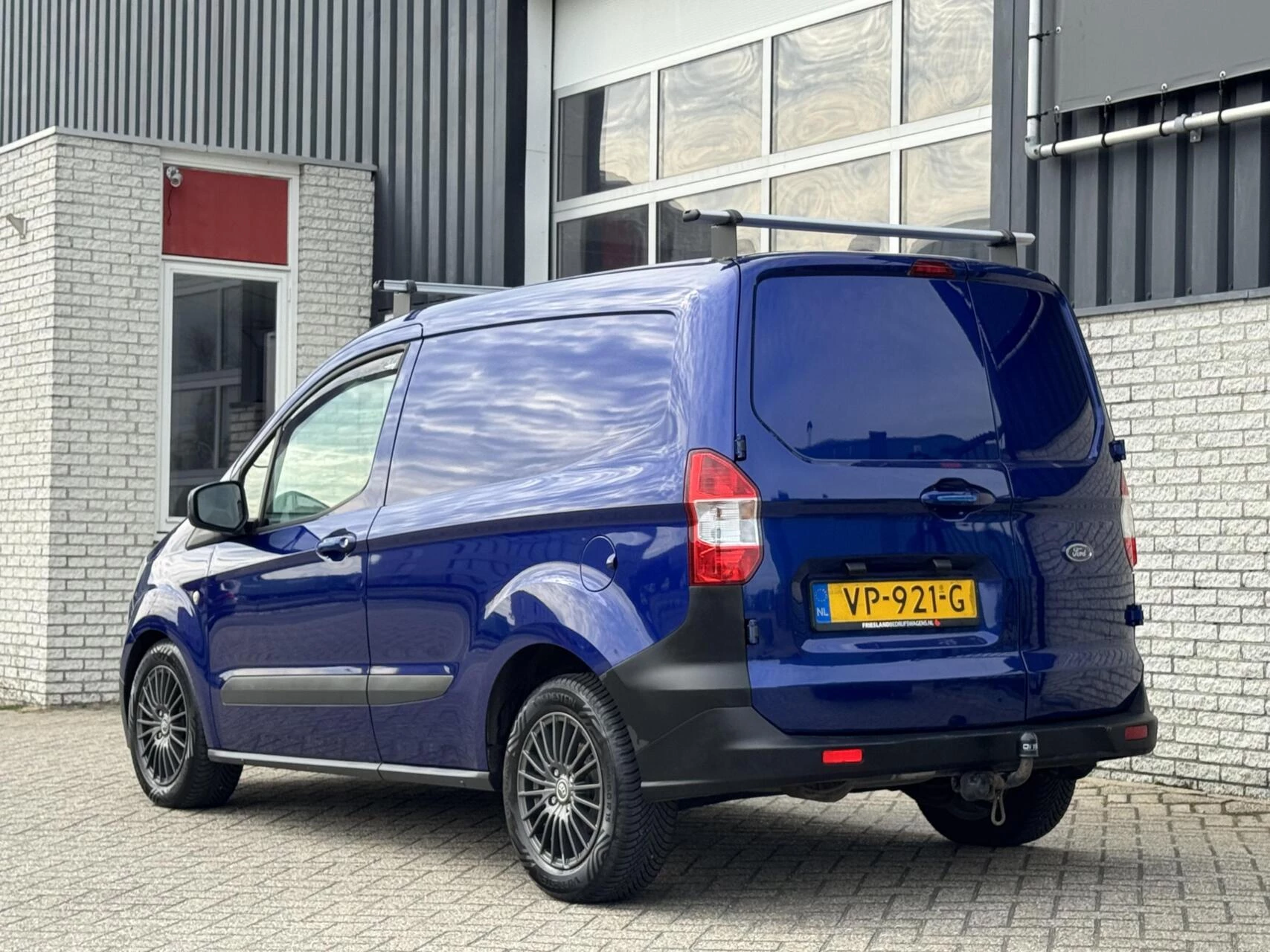 Hoofdafbeelding Ford Transit Courier