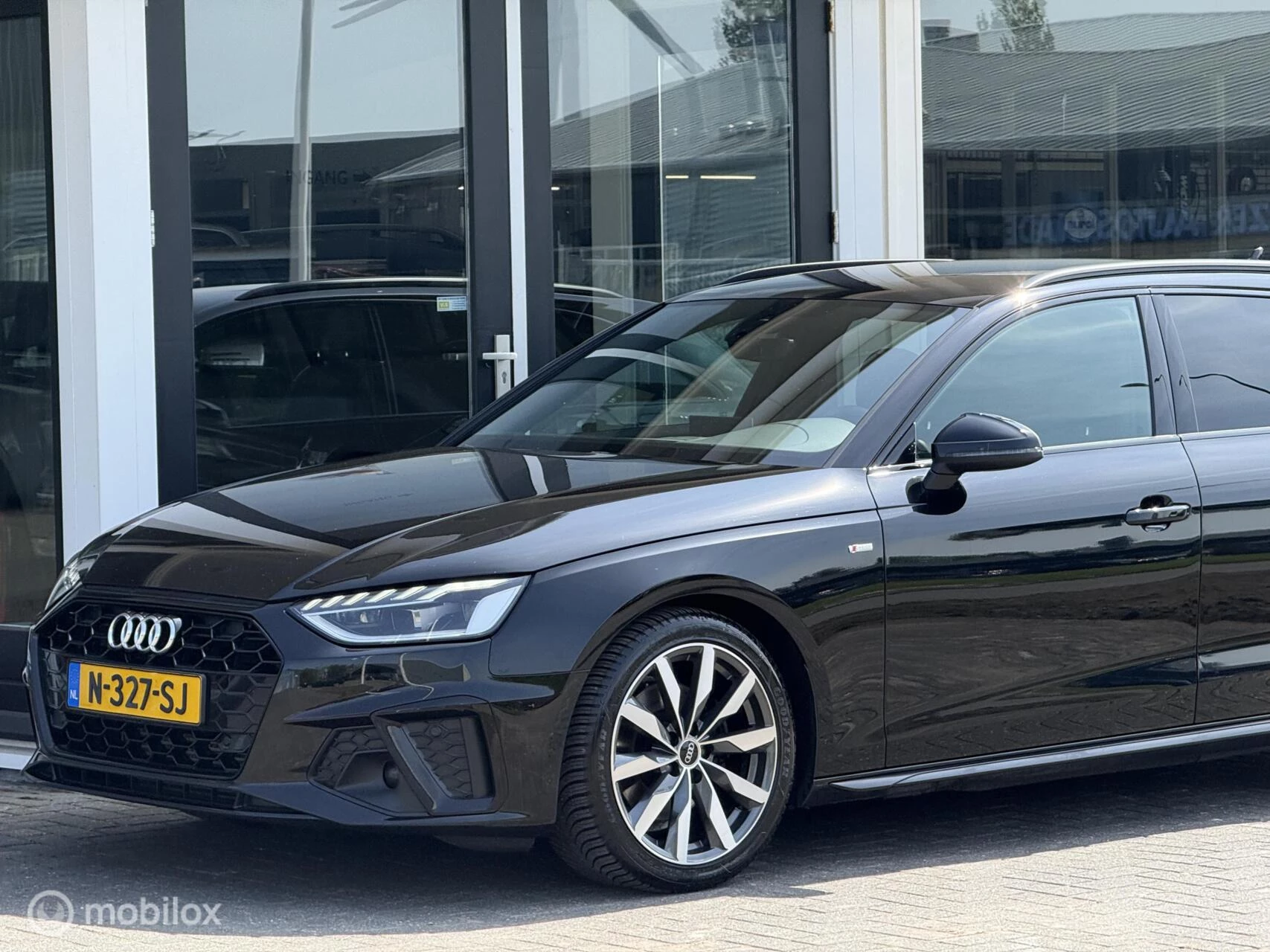 Hoofdafbeelding Audi A4