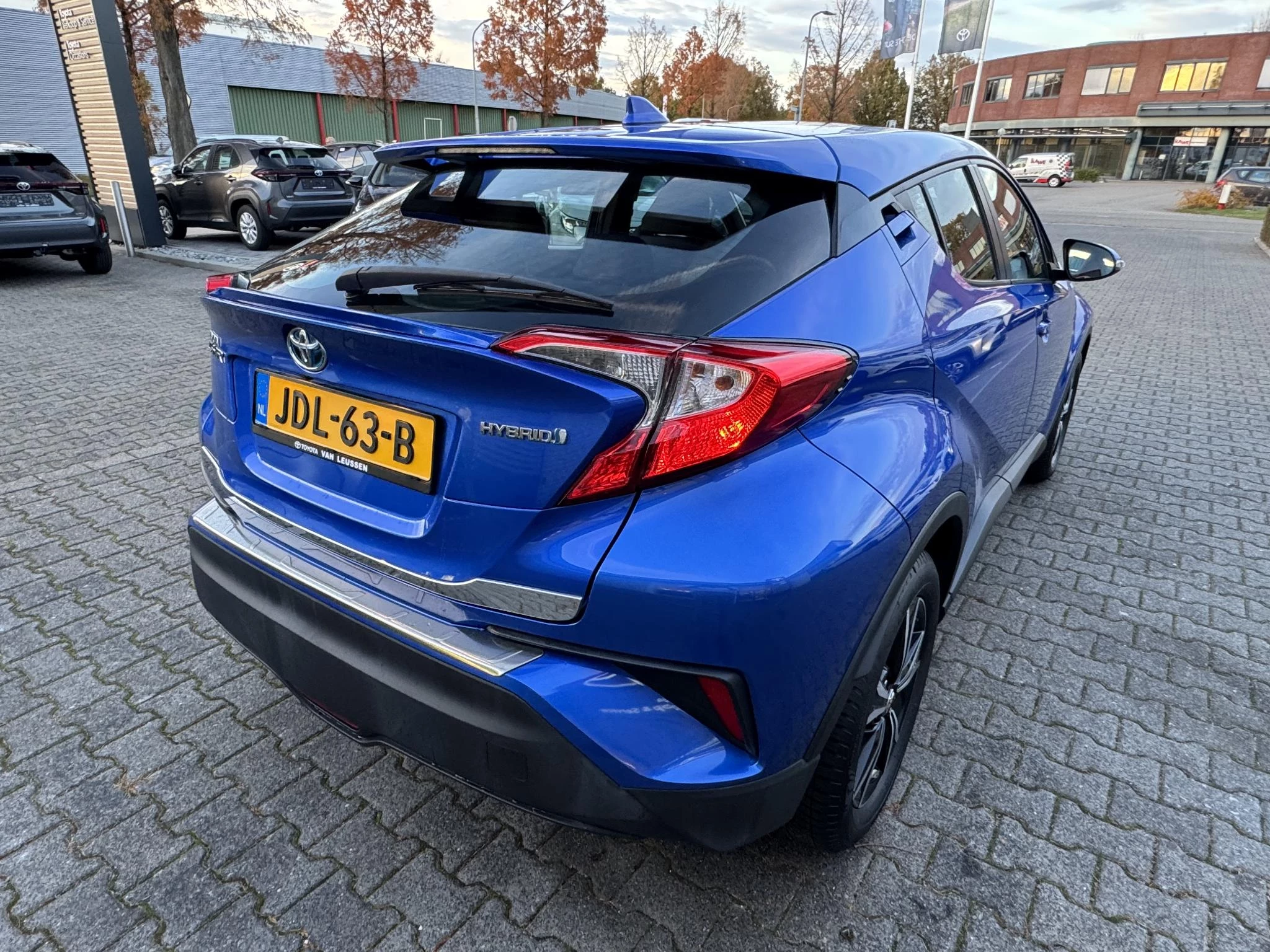 Hoofdafbeelding Toyota C-HR