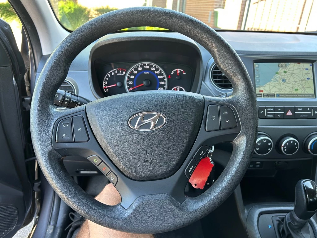 Hoofdafbeelding Hyundai i10