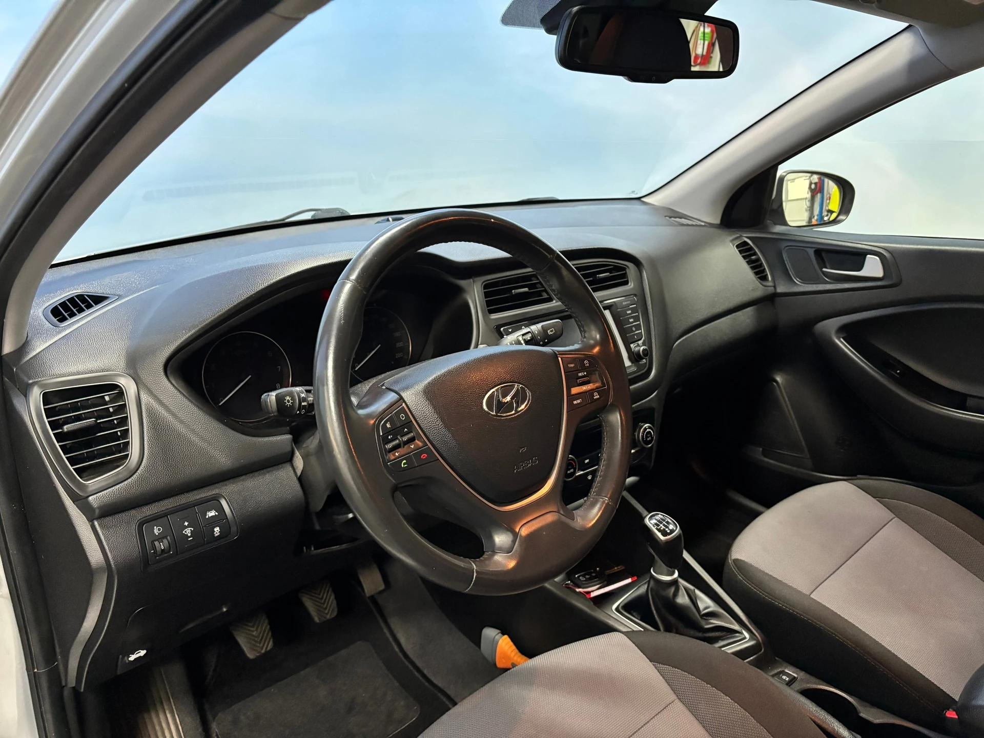 Hoofdafbeelding Hyundai i20