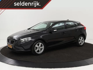 Volvo V40 1.6 T2 Momentum | Stoelverwarming | Trekhaak |  Xenon | Climate control | Cruise control | Parkeerhulp | Bluetooth