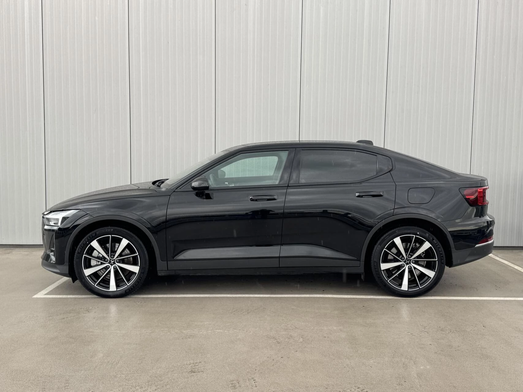 Hoofdafbeelding Polestar 2