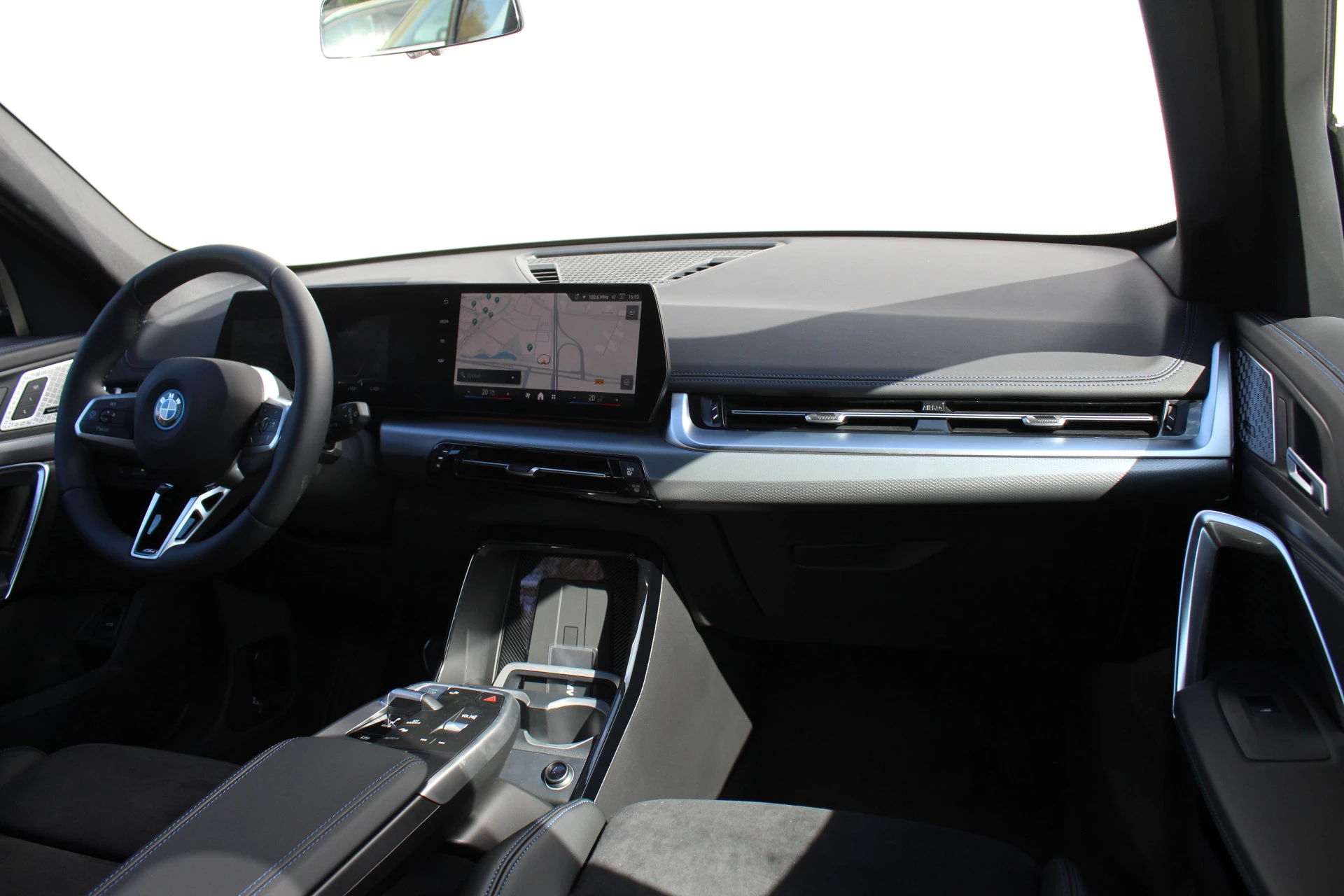 Hoofdafbeelding BMW iX1