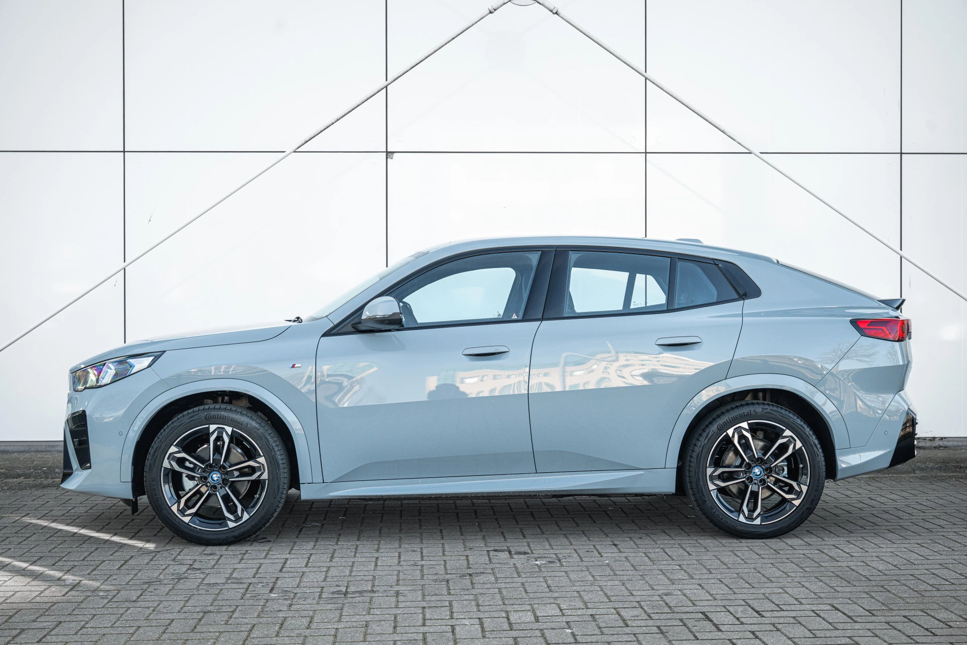 Hoofdafbeelding BMW iX2